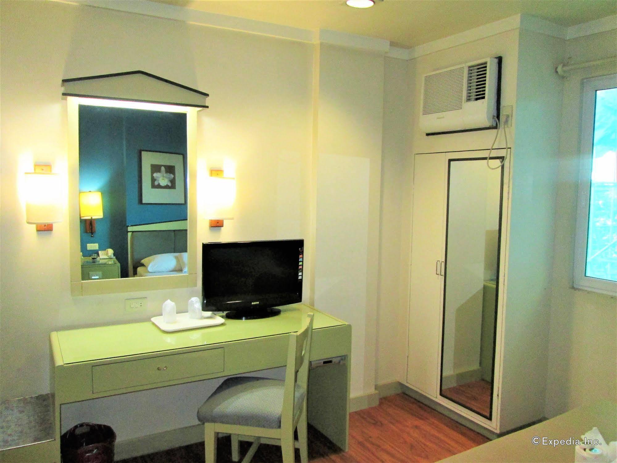 New Dawn Pensionne House Cagayan de Oro Eksteriør bilde